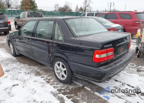 1999 Volvo S70 from USA, damaged, VIN YV1LS55A1X2615526